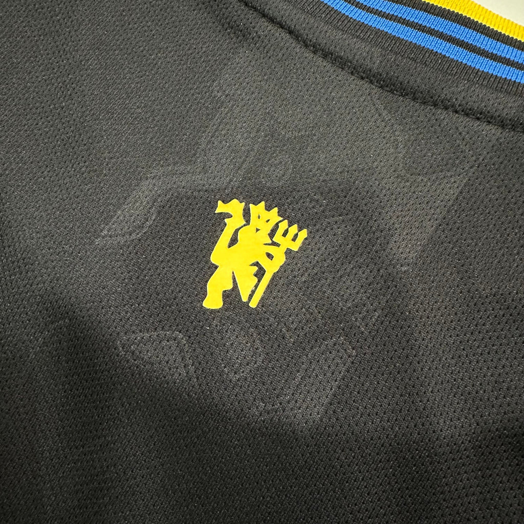 Manchester United Third Kit 2024/25 – Black & Yellow Edition