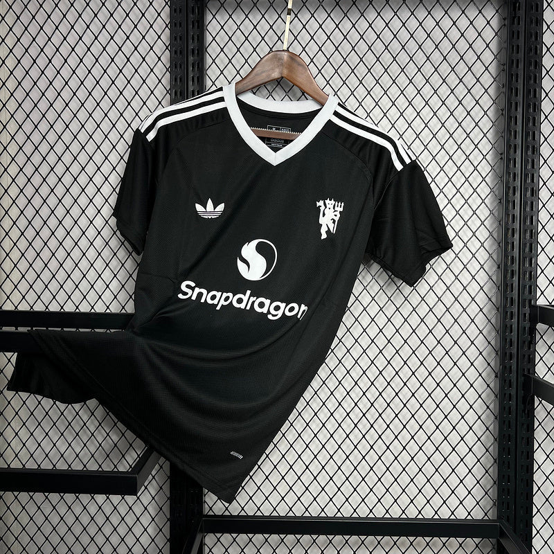 Manchester United x Snapdragon 2024/25 Third Jersey – Blackout Edition