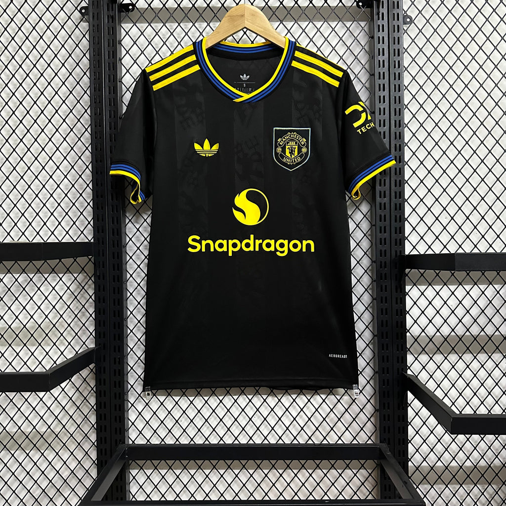 Manchester United Third Kit 2024/25 – Black & Yellow Edition