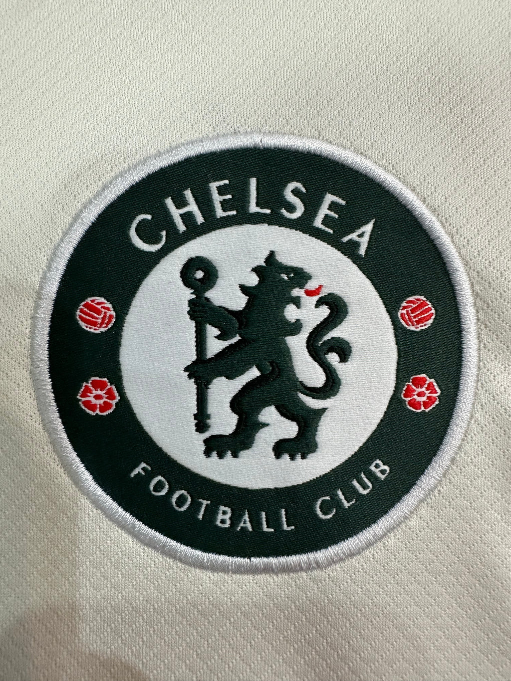 Chelsea Away Kit 2024/25 – White & Stripe Edition