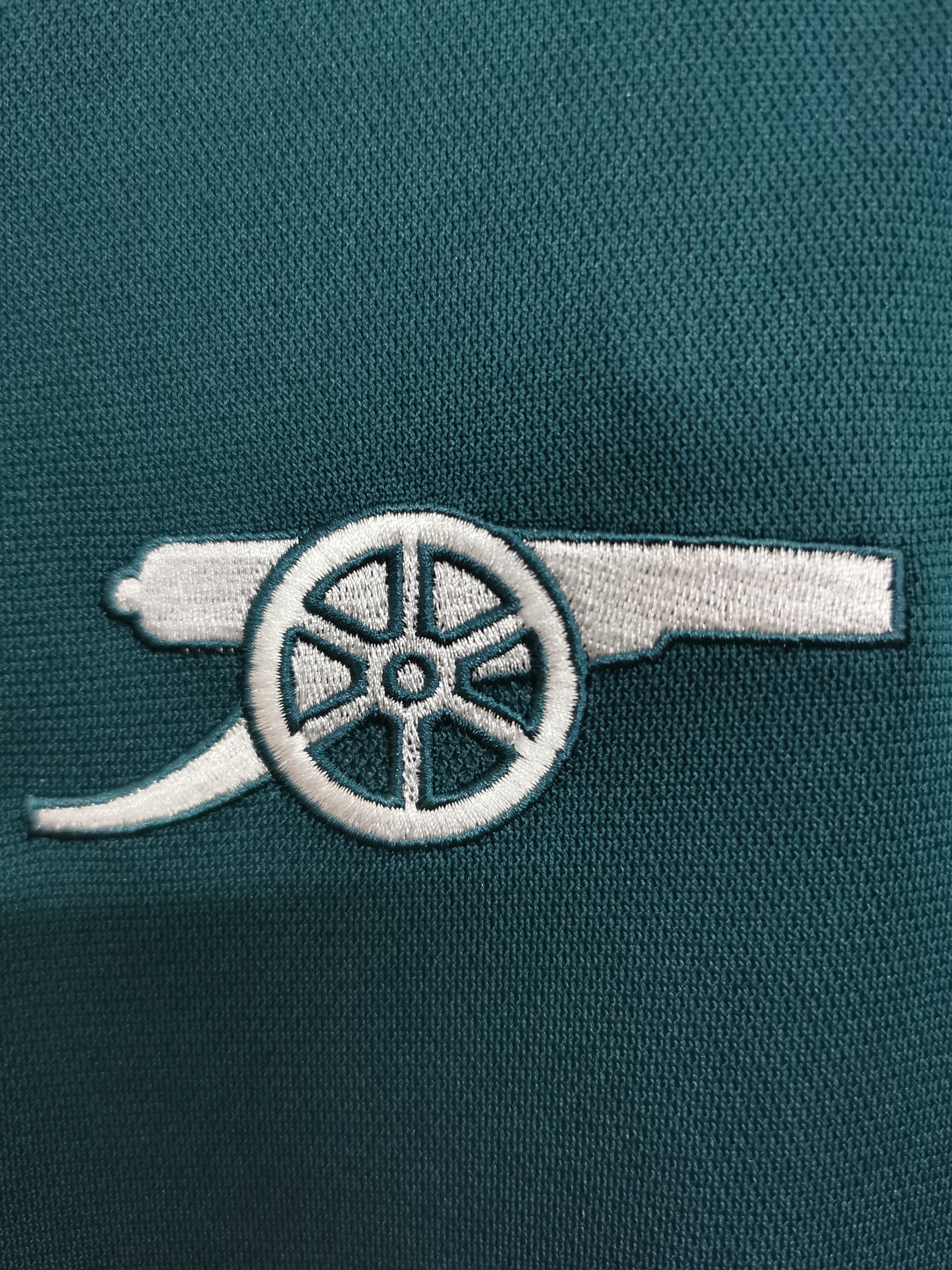 Arsenal Goalkeeper Kit 2024/25 – Green Edition